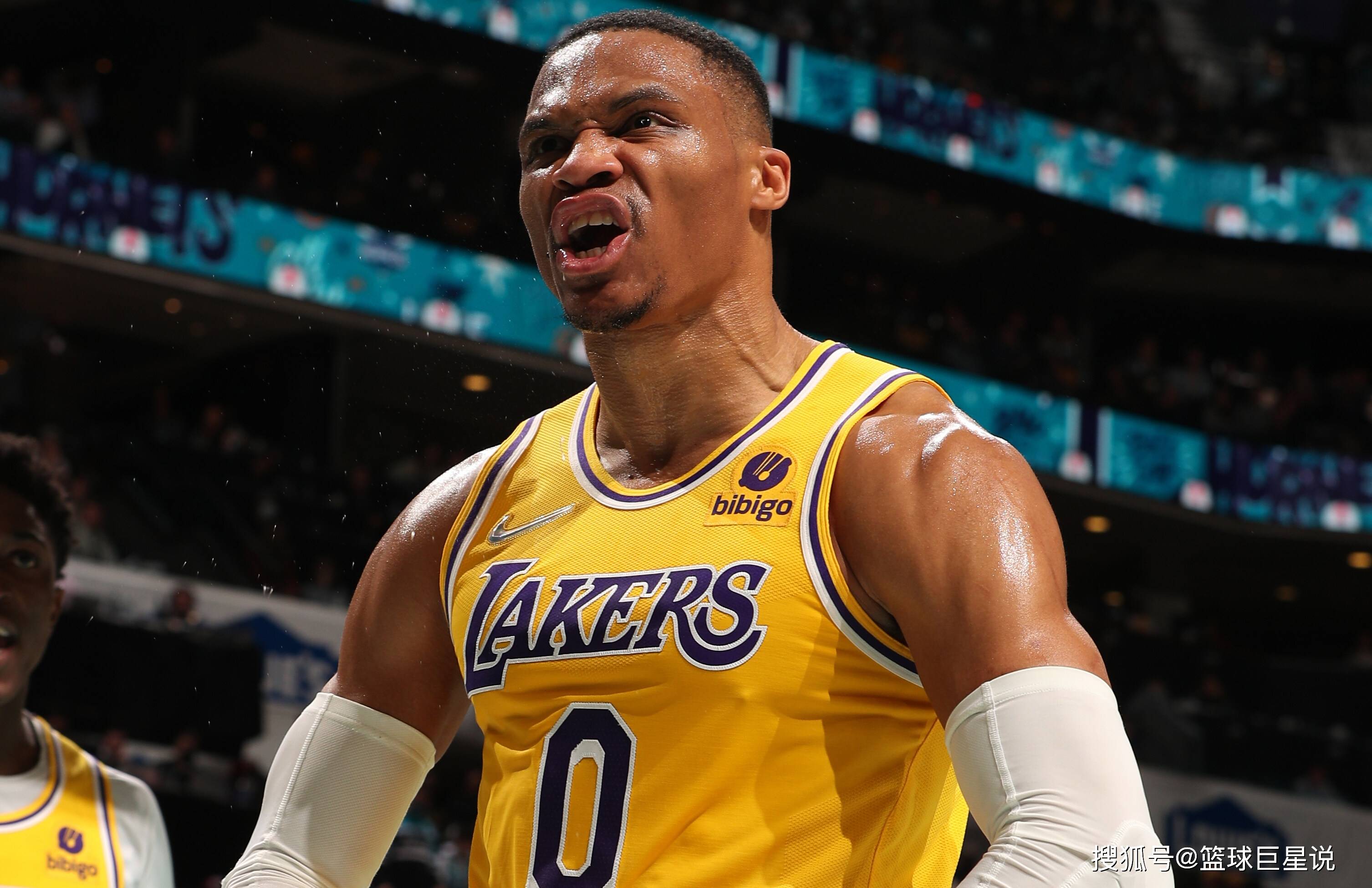 无缘联赛三连冠，神户主帅吉田孝行赛后发布会哽咽宣布辞职（三连冠梦碎，神户主帅吉田孝行赛后哽咽请辞）