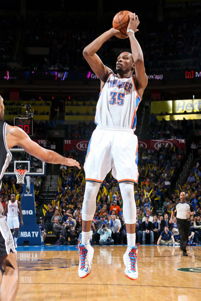 魏登费勒：都在猜诺伊尔是否回归德国队，这对鲍曼而言不公平（魏登费勒：围绕诺伊尔是否回归的猜测，对鲍曼不公平）