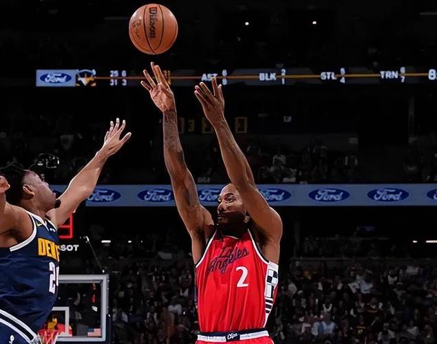 拜仁2025年至今德甲客场不败，距离队史第3次全年不败还差2场（2025年至今拜仁德甲客场零失利，距队史第三次全年不败仅差两场）