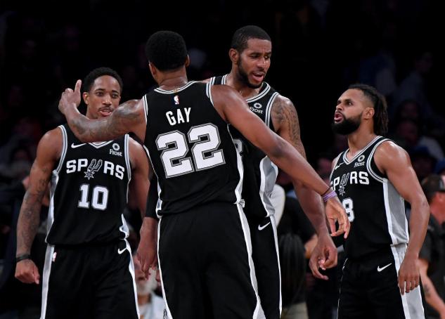 大罗：维尼修斯和拉菲尼亚可以争金球奖；更多人参与将帮助中国队进步（罗纳尔多：维尼修斯与拉菲尼亚有望竞争金球；扩大参与将助中国队提升）