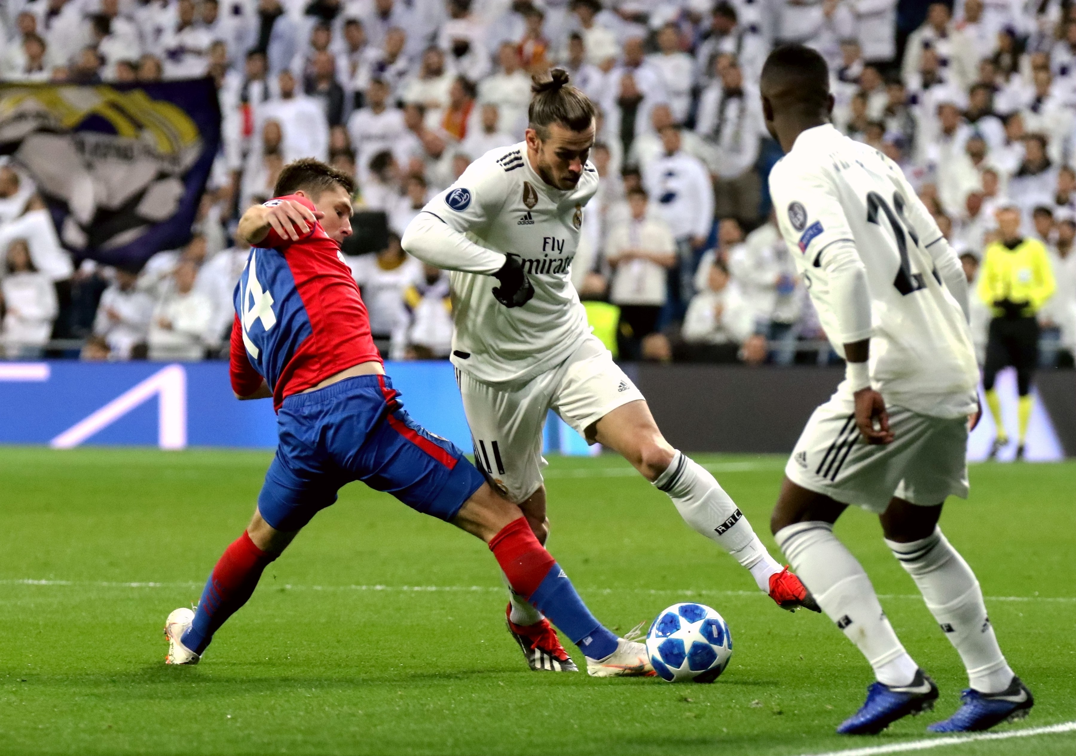 佩德里打进一球，赛后收获9.3的虎扑评分！（佩德里破门，赛后获虎扑9.3高分！）