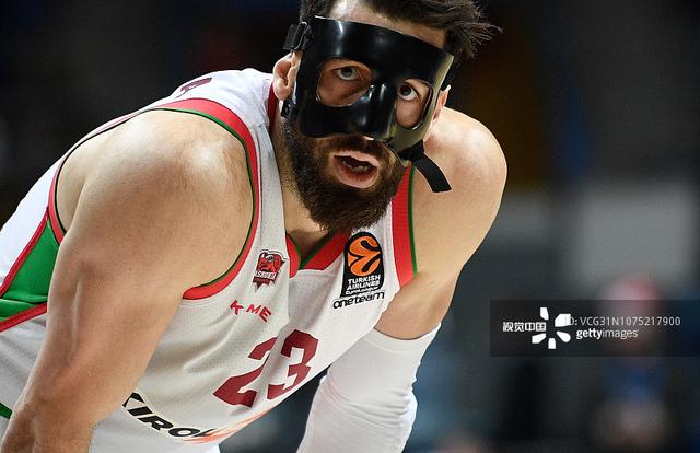 泰州队苏超夺冠，澎湃：泰州多景区向全球游客免票（泰州队问鼎苏超，澎湃：泰州多景区对全球游客免门票）