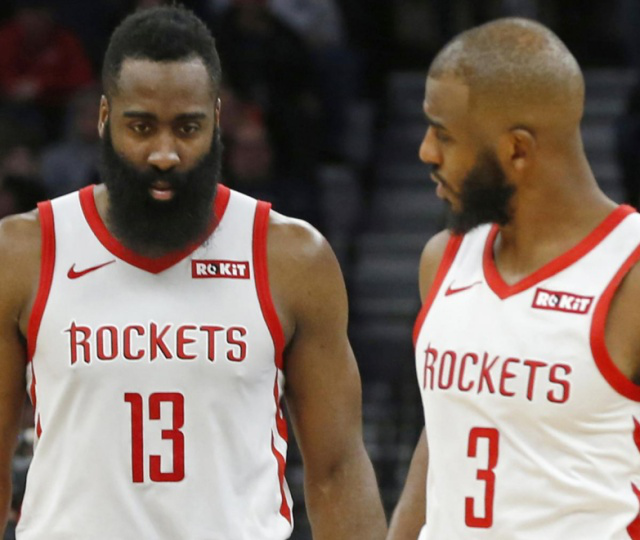 尤文官方：弗拉霍维奇左长收肌肌肉肌腱交界处严重损伤（尤文官宣：弗拉霍维奇左侧长收肌肌肉肌腱交界处重度受伤）