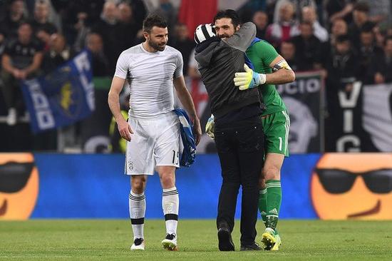 意媒：尤文将赫伊别尔视为冬窗目标，但马赛对球员估价6000万（意媒：尤文将赫伊别尔列为冬窗引援目标，马赛标价达6000万欧）