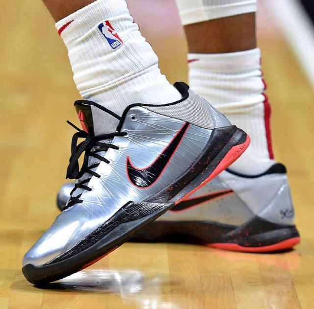 奥蓬达：我身处世界最大俱乐部之一，经历困难后为处子球高兴（奥蓬达：效力顶级豪门心怀自豪，走出困境后处子球令我振奋）