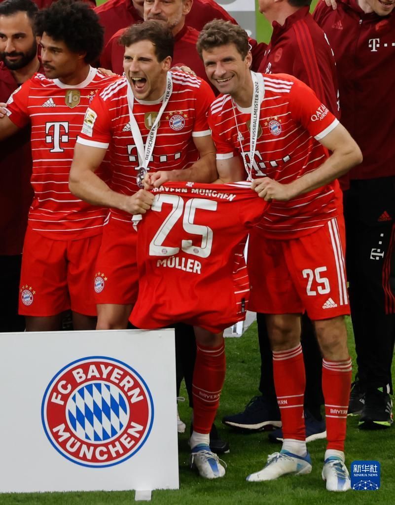 穆里尼奥：执教与评论教练是两回事，而评论别人总是容易的（穆里尼奥：带队与点评是两码事，指点他人总是最容易）