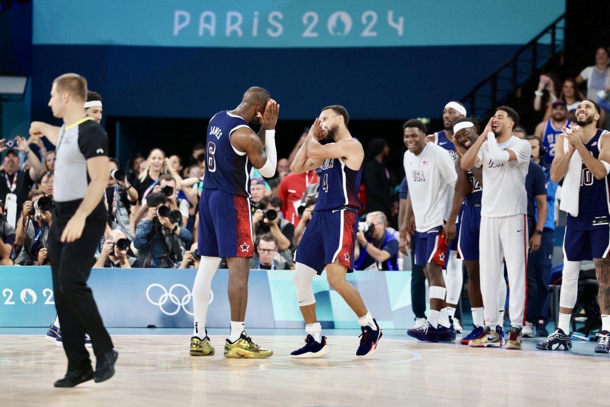 罕见！阿根廷球员骂梅西：没想到你是德保罗的跟屁虫（罕见一幕：阿根廷球员怒怼梅西，称其成了德保罗的跟班）