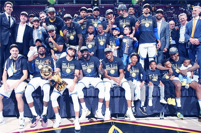 圣保罗官方：奥斯卡被诊断为血管迷走性晕厥，正遵医嘱休息（圣保罗官宣：奥斯卡确诊血管迷走性晕厥，按医嘱休养中）