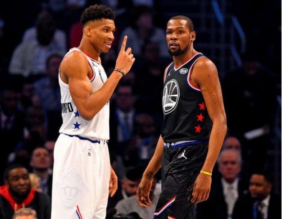 足球国足文化日活动引广泛关注（国足文化日活动备受瞩目）